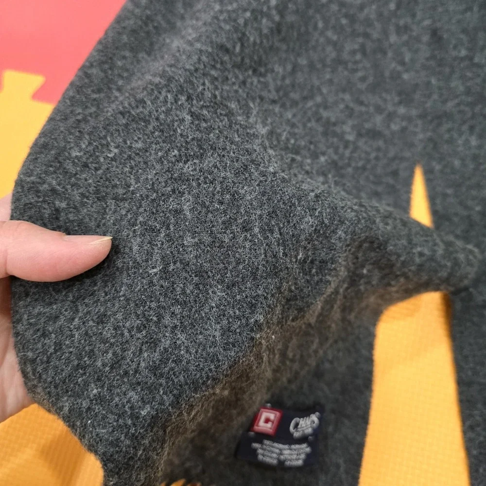 Chaps Est. 1978 Men's Gray Scarf 100% Acrylic Soft Knit‎ Fringed Winter Long 64